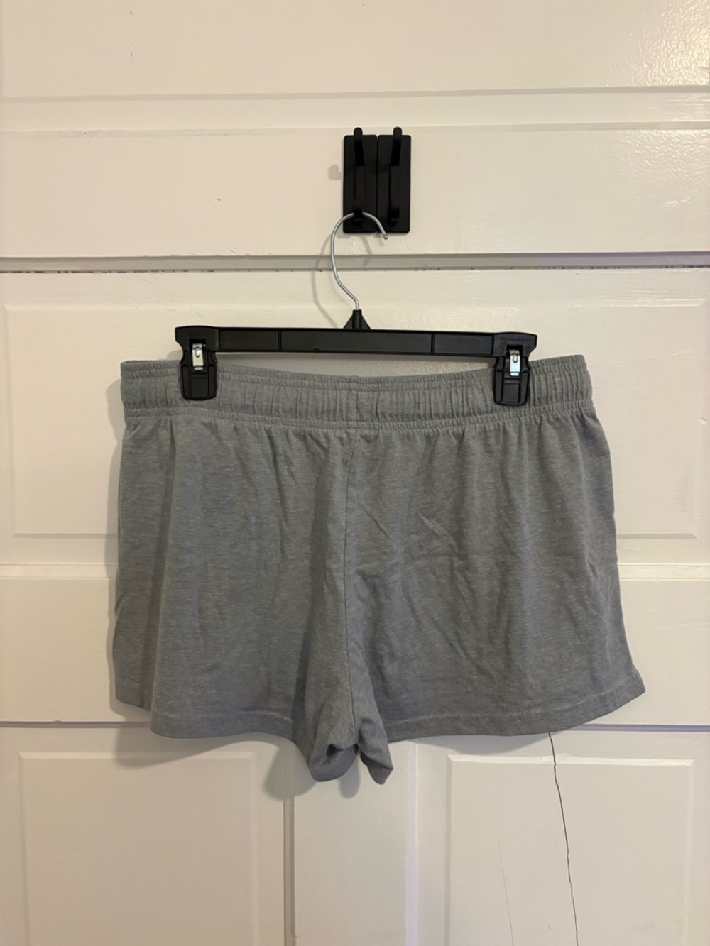Women’s Reebok Shorts - Picture 2 of 3